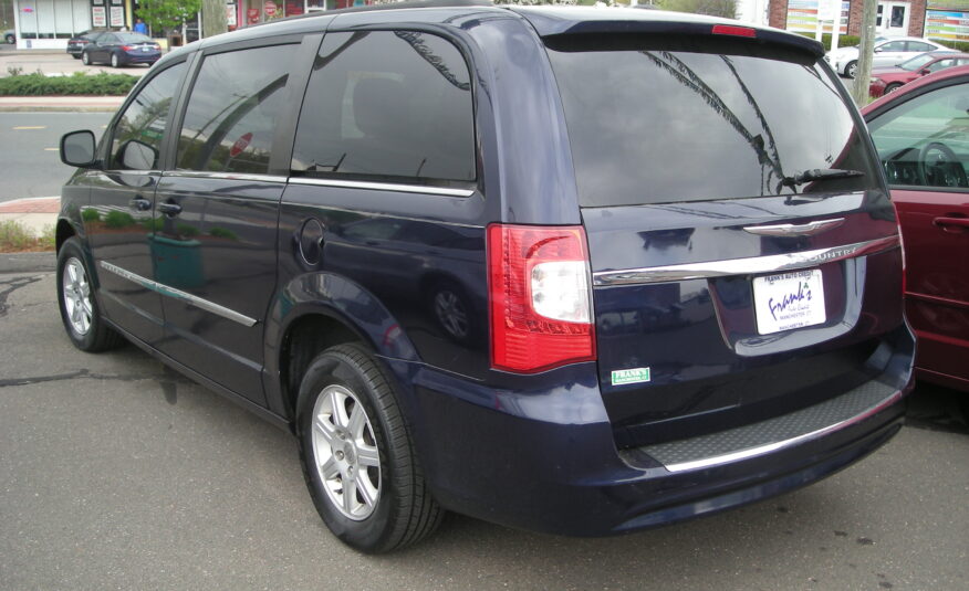 2012 Chrysler Town & Country