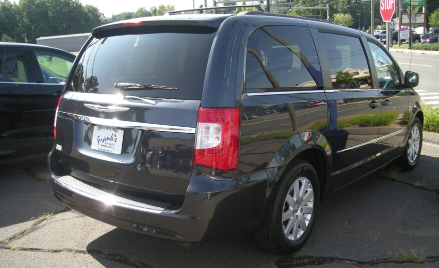 2014 Chrysler Town & Country