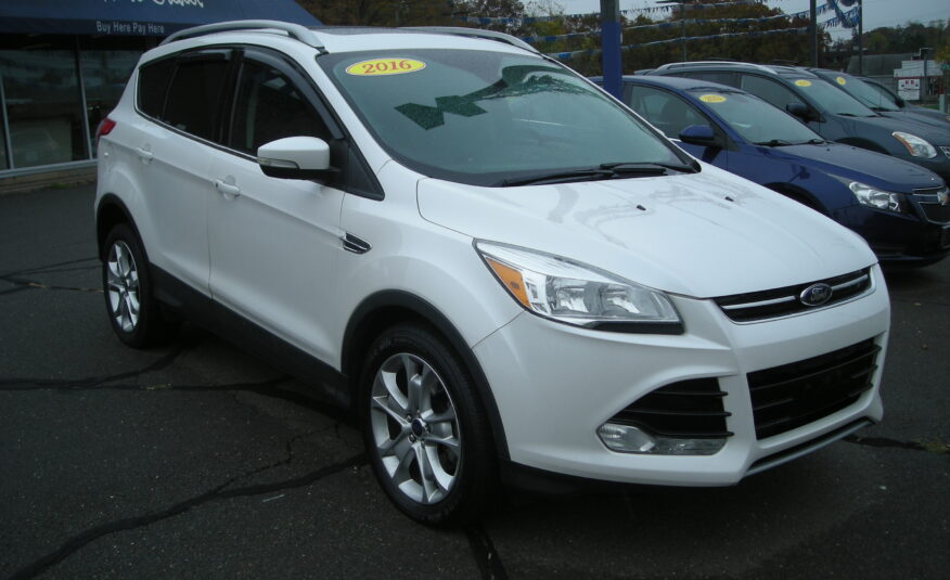 2011 Chevy Escape Titanium