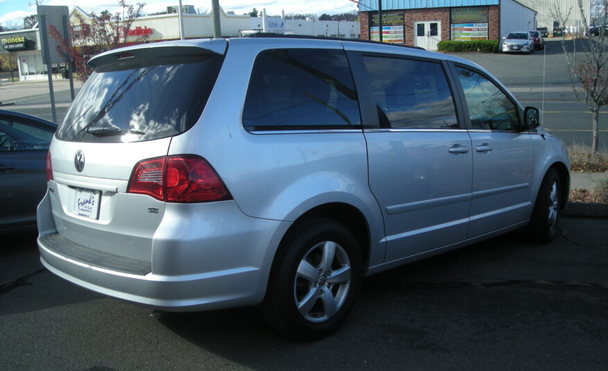 2011 Volkswagen Routan